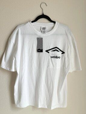 Umbro Men's Pocket T-Shirt White Size M NWT